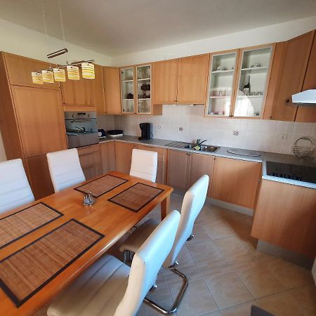 House Antea Apartment Lucko Екстериор снимка