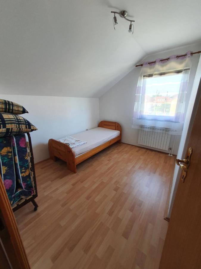 House Antea Apartment Lucko Екстериор снимка