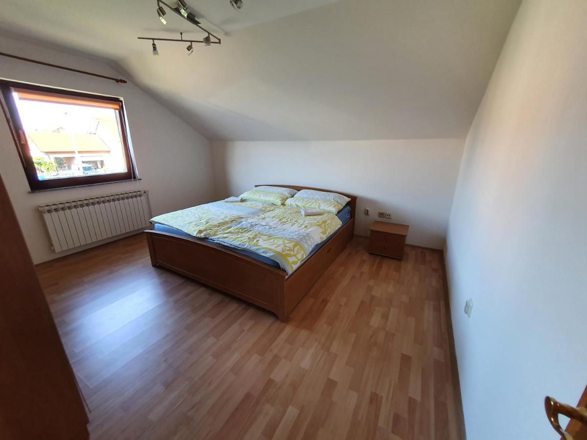 House Antea Apartment Lucko Екстериор снимка